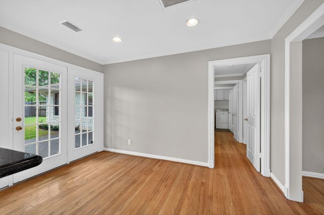4218 Glebe Road, Houston, TX 77018