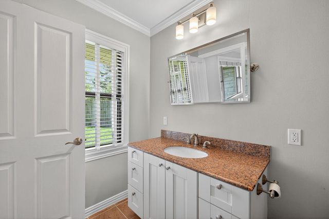 4218 Glebe Road, Houston, TX 77018