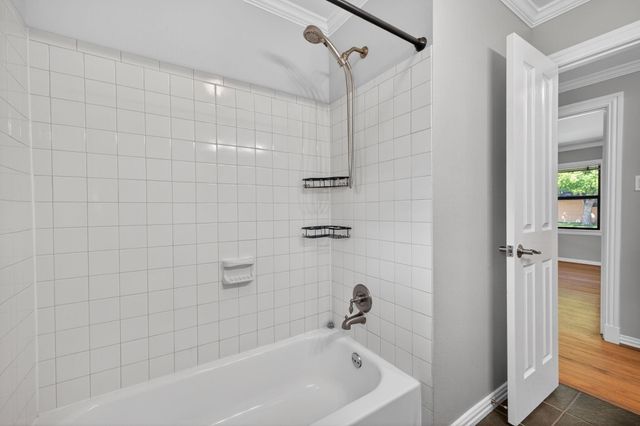 4218 Glebe Road, Houston, TX 77018