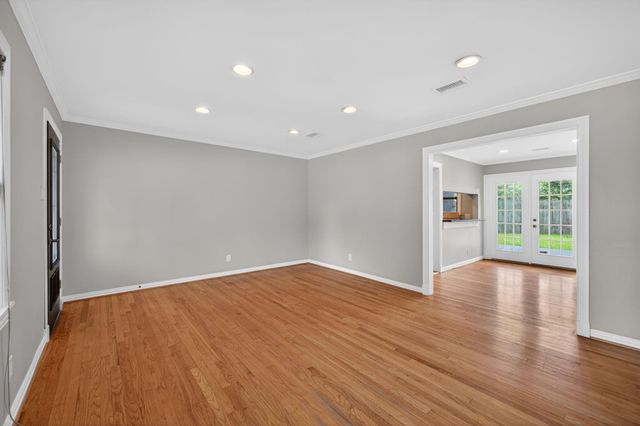 4218 Glebe Road, Houston, TX 77018