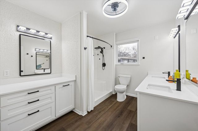 210 Fallwell ST, Liberty Hill, TX 78642