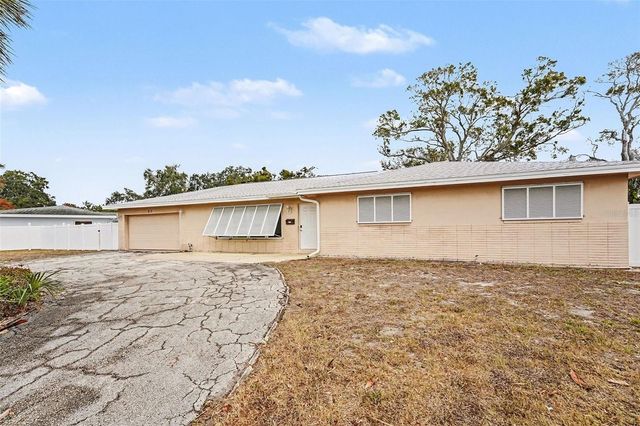 213 PARK STREET N, St Petersburg, FL 33710