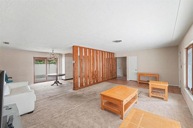 213 PARK STREET N, St Petersburg, FL 33710