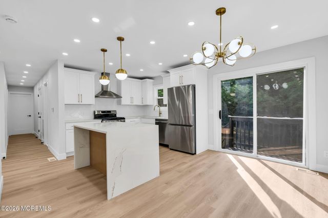 415 S 1st Avenue, Galloway, NJ 08205