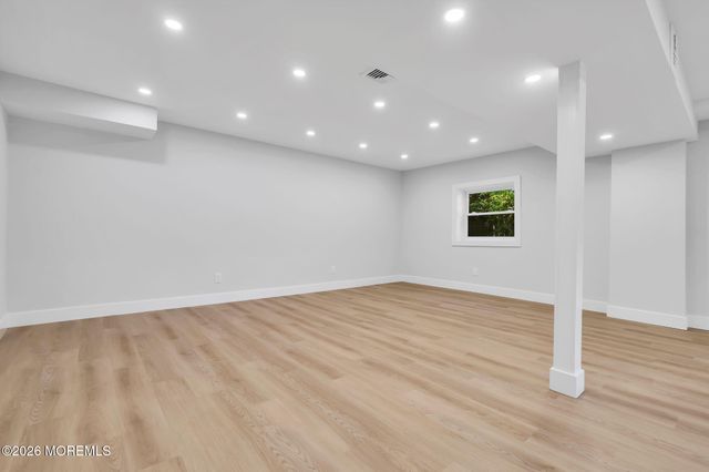 415 S 1st Avenue, Galloway, NJ 08205