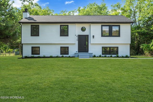 415 S 1st Avenue, Galloway, NJ 08205