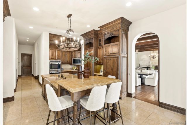 7748 Road To Zanzibar, Rancho Santa Fe, CA 92127