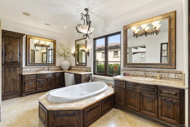 7748 Road To Zanzibar, Rancho Santa Fe, CA 92127