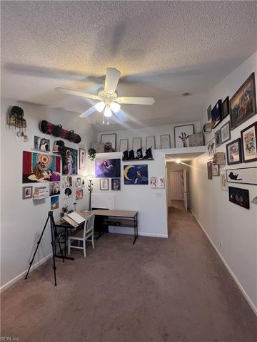 605 Waters Edge LN, Suffolk, VA 23435