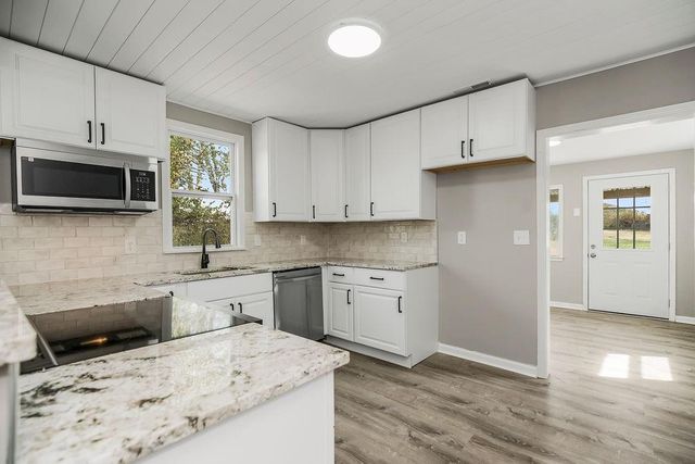 2419 S 13th Terrace, Kansas City, KS 66103