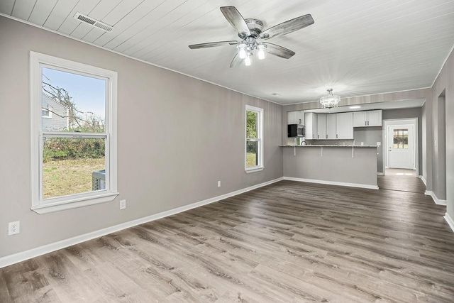 2419 S 13th Terrace, Kansas City, KS 66103