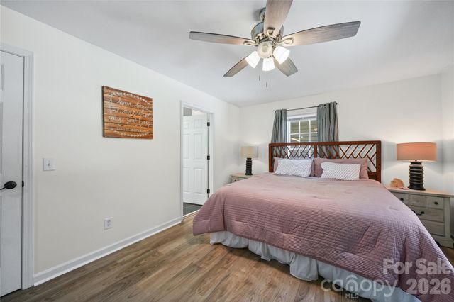 39328 Holly Ridge Road, New London, NC 28127