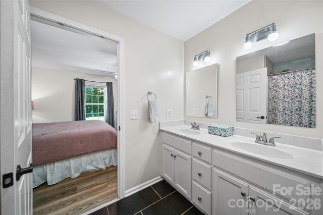 39328 Holly Ridge Road, New London, NC 28127