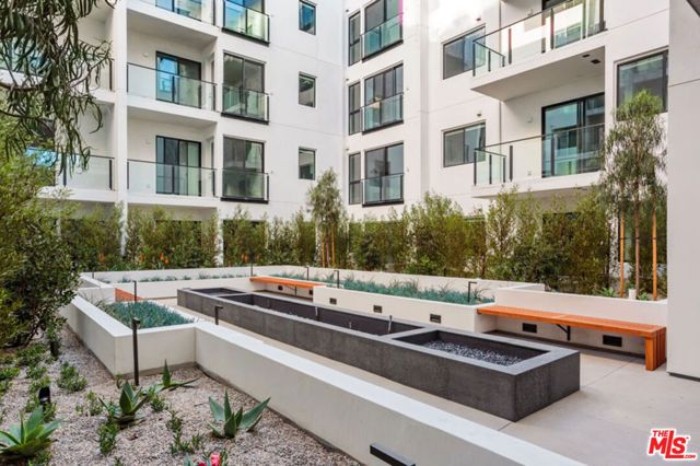 10310 Santa Monica Boulevard 622, Los Angeles, CA 90025
