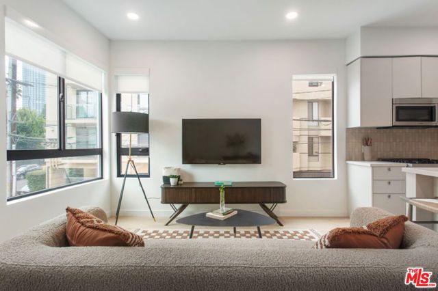 10310 Santa Monica Boulevard 622, Los Angeles, CA 90025