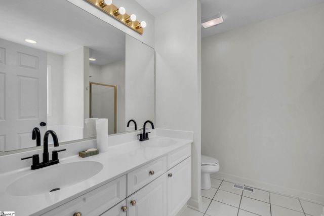 231 Lauren Hope Lane, Moore, SC 29369