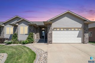 7408 W 58th St, Sioux Falls, SD 57106