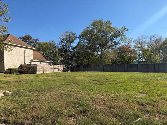 4130 Glen Cove Court, Houston, TX 77021