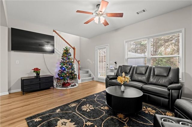 141 Mill Pond Crossing L3, Carrollton, GA 30116