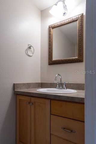 1594 CHATEAUX DE VILLE COURT, Clearwater, FL 33764