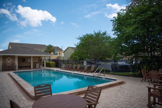1594 CHATEAUX DE VILLE COURT, Clearwater, FL 33764