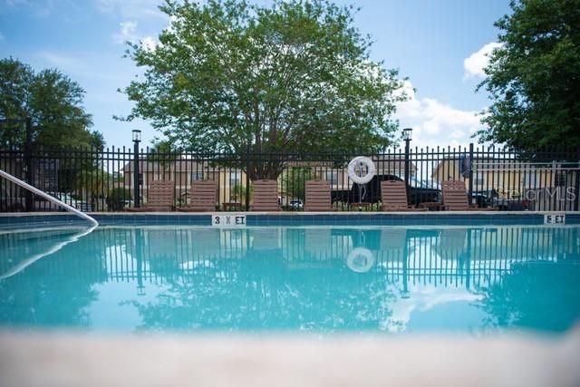 1594 CHATEAUX DE VILLE COURT, Clearwater, FL 33764