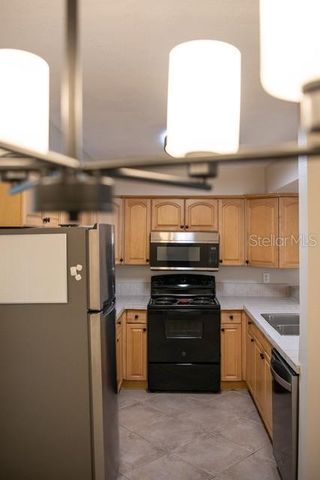 1594 CHATEAUX DE VILLE COURT, Clearwater, FL 33764