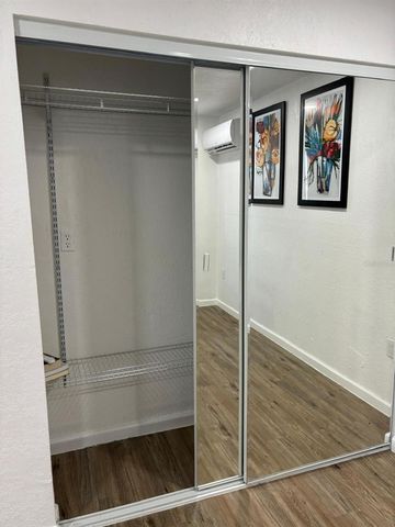 5212 LAHAINA DRIVE, Sarasota, FL 34232