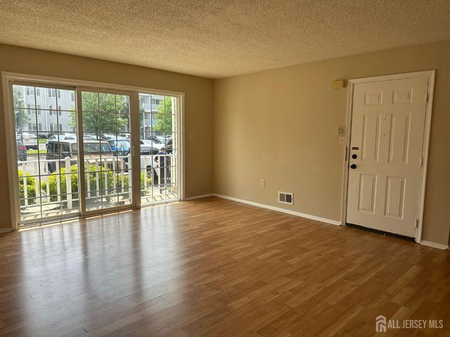 457 Northam Drive 457, North Brunswick, NJ 08902