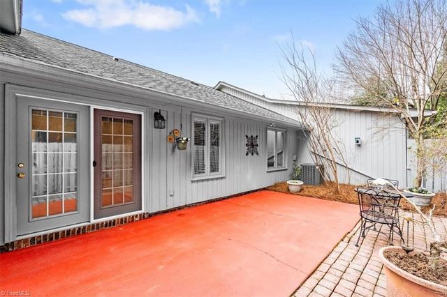 2728 Spring Bridge Trail, Greensboro, NC 27410