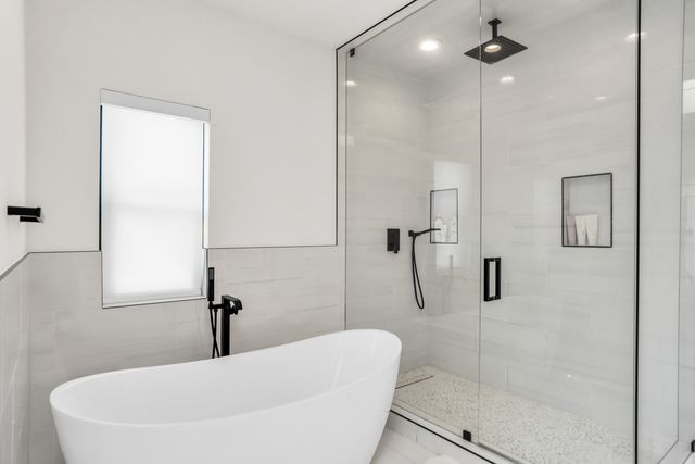 2856 Peninsula Drive, Grapevine, TX 76051