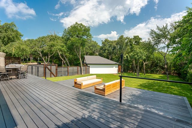 2856 Peninsula Drive, Grapevine, TX 76051