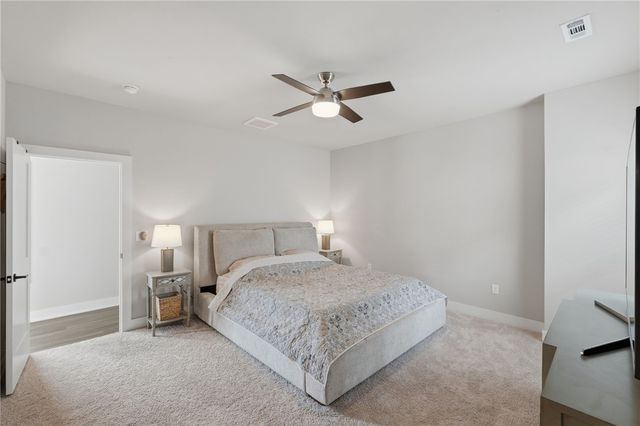 825 NE Heights Lane, Bentonville, AR 72712