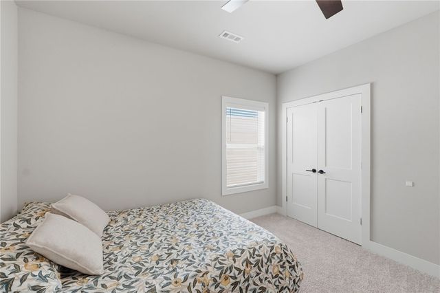 825 NE Heights Lane, Bentonville, AR 72712