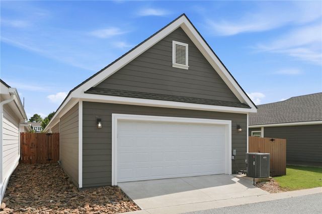 825 NE Heights Lane, Bentonville, AR 72712