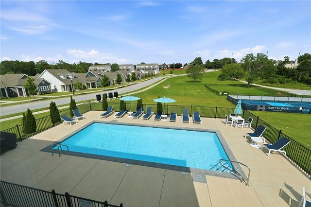 825 NE Heights Lane, Bentonville, AR 72712