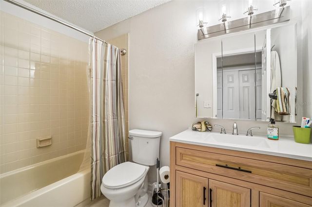 8350 SAVANNAH TRACE CIRCLE 1601, Tampa, FL 33615