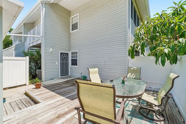 8350 SAVANNAH TRACE CIRCLE 1601, Tampa, FL 33615