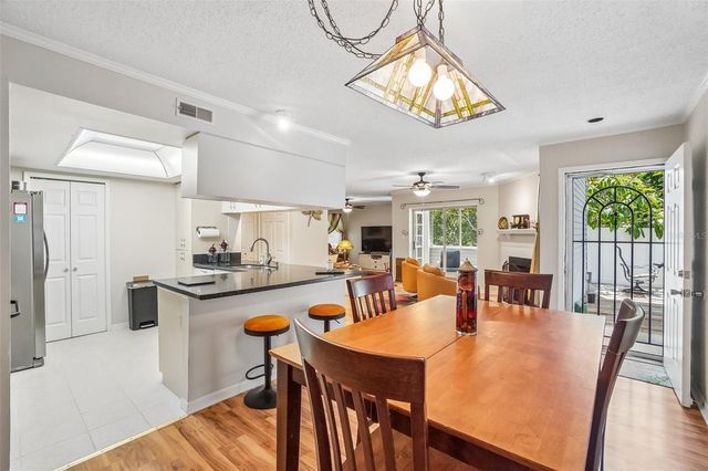 8350 SAVANNAH TRACE CIRCLE 1601, Tampa, FL 33615