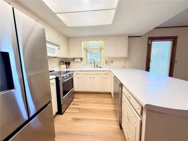 107 Stonebrook Drive, Seneca, SC 29672