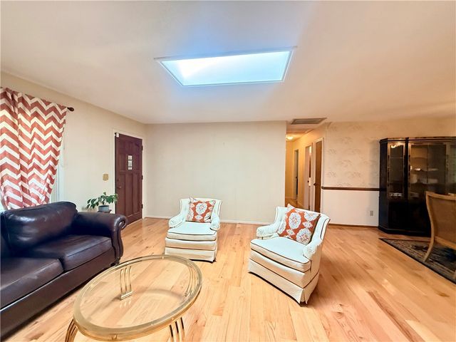 107 Stonebrook Drive, Seneca, SC 29672