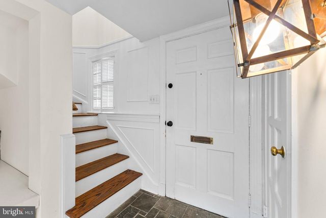 3341 DENT PL NW, Washington, DC 20007