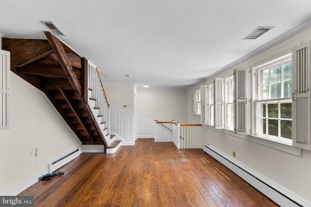 3341 DENT PL NW, Washington, DC 20007