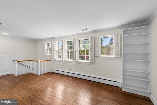 3341 DENT PL NW, Washington, DC 20007