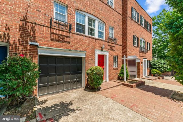3341 DENT PL NW, Washington, DC 20007