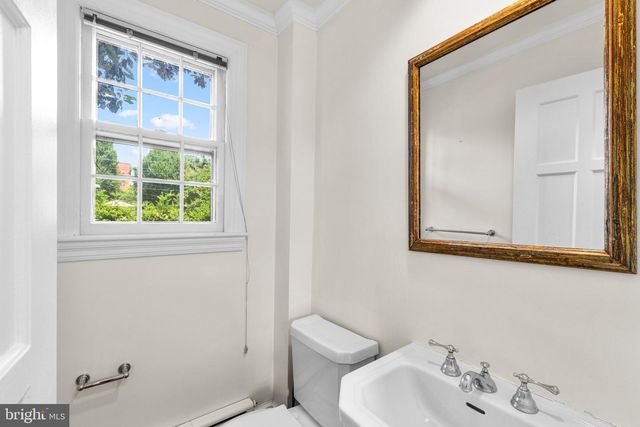 3341 DENT PL NW, Washington, DC 20007