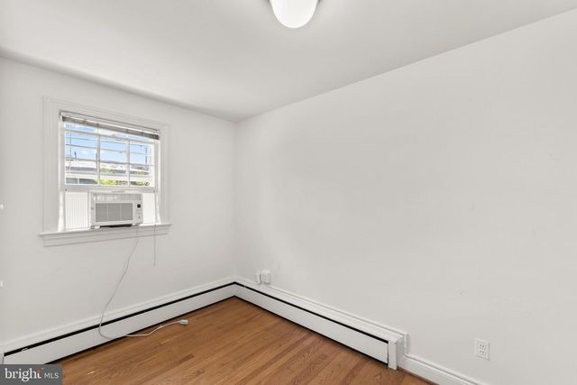 3341 DENT PL NW, Washington, DC 20007