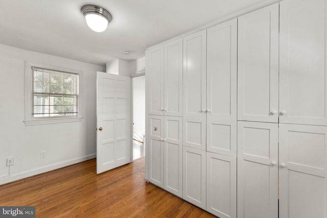3341 DENT PL NW, Washington, DC 20007