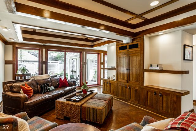 1138 E 58th Street, Indianapolis, IN 46220