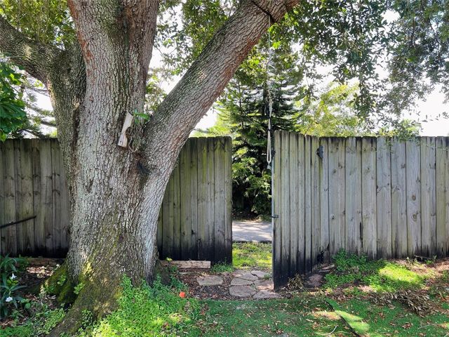 4345 SW 72nd Terrace, Davie, FL 33314